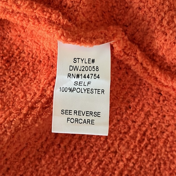 DAVI & DANI || Letters From Home Orange Oversize Cropped Cardigan. Sz. L - Picture 11 of 12